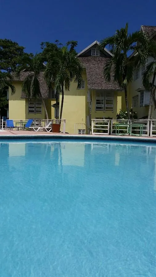 Studio19 At Mystic Ridge Apartment Ocho Rios